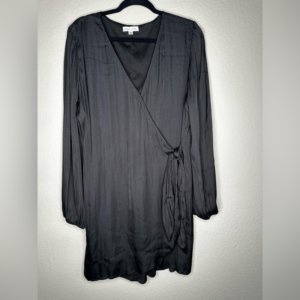 LBD X-Large black wrap dress